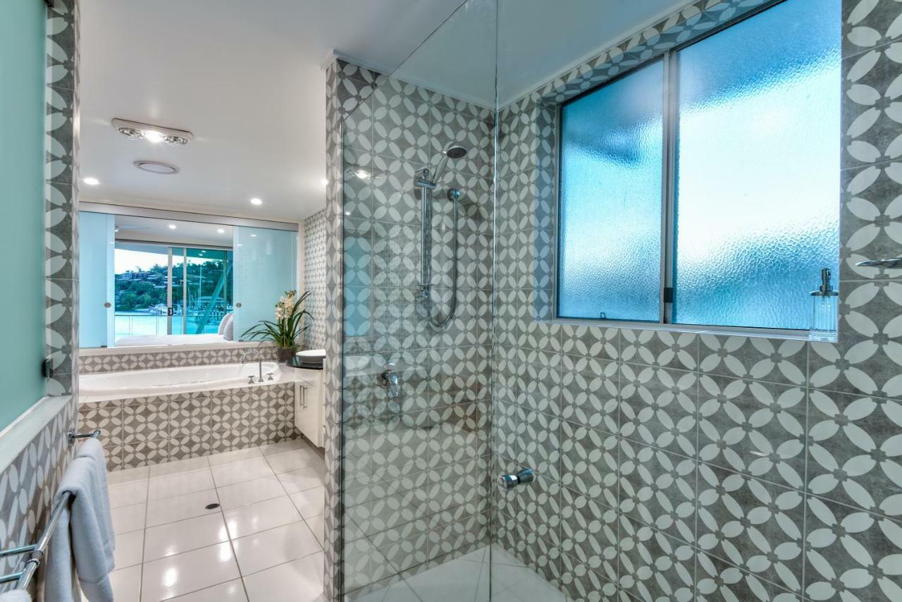 Pavillions Penthouse 25 - Luxury Waterfront Apartment With Private Roof Top Pool And Buggy Isla Hamilton Exterior foto