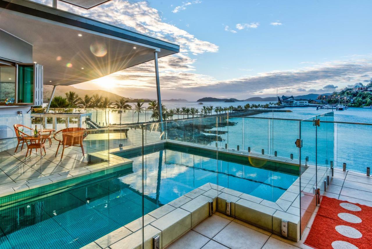 Pavillions Penthouse 25 - Luxury Waterfront Apartment With Private Roof Top Pool And Buggy Isla Hamilton Exterior foto