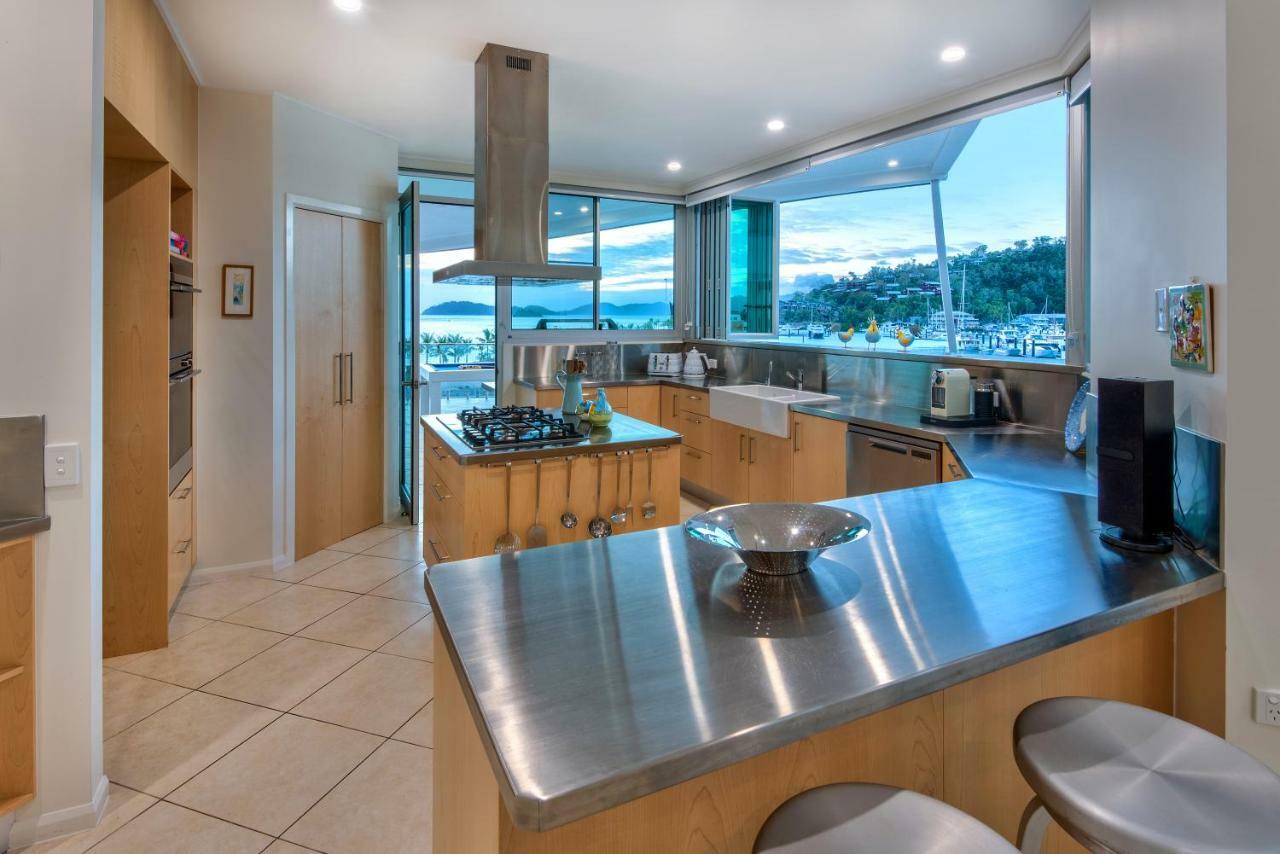 Pavillions Penthouse 25 - Luxury Waterfront Apartment With Private Roof Top Pool And Buggy Isla Hamilton Exterior foto